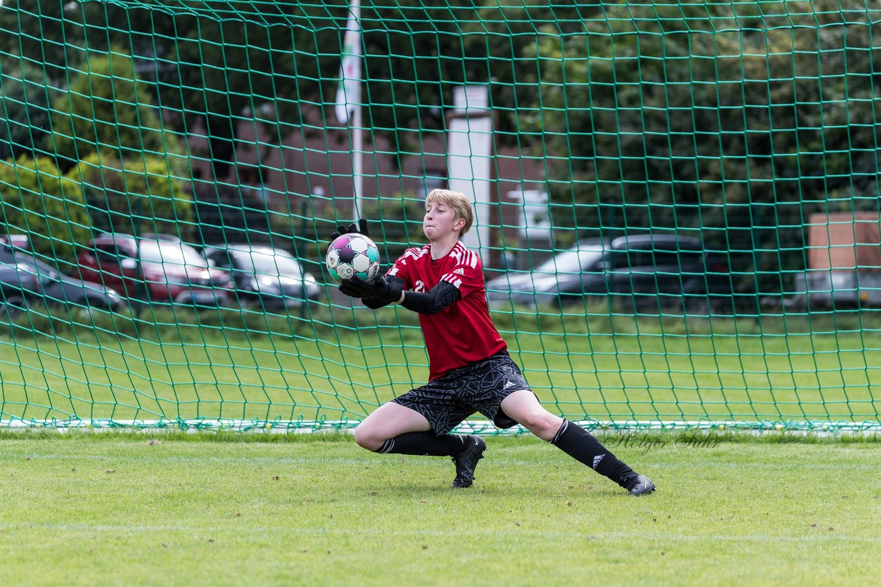 Bild 117 - F SV Boostedt - SV Fortuna St. Juergen : Ergebnis: 2:1